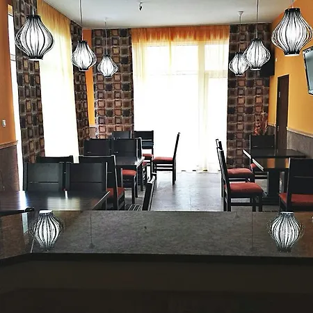 семеен малина 2*